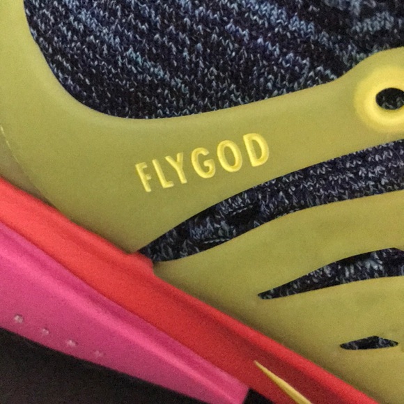 flygod nike